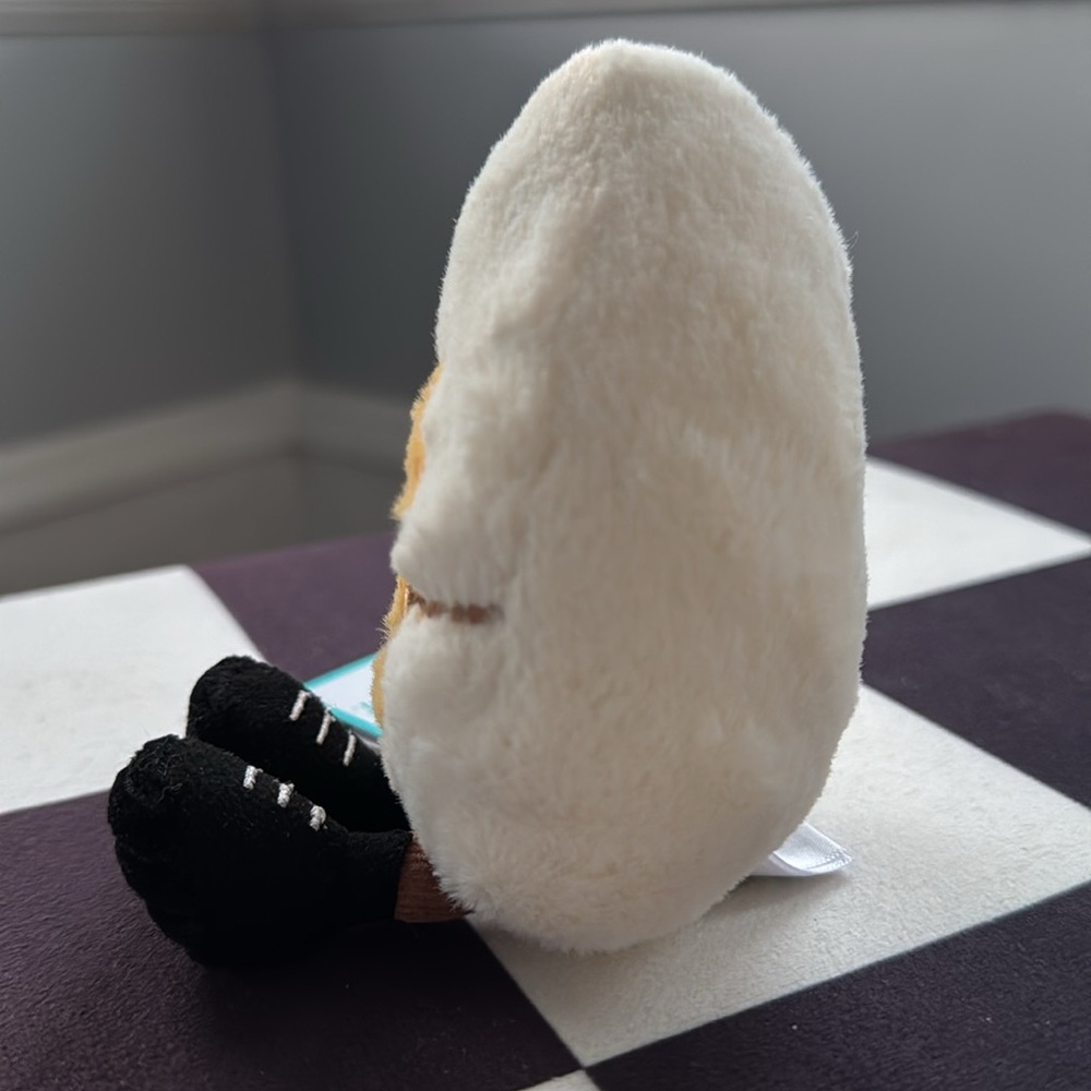 BNWT Jellycat Amusables Boiled Egg Chic - Picture 2 of 7